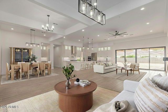 18225 W SAN JUAN Court, Litchfield Park, AZ 85340