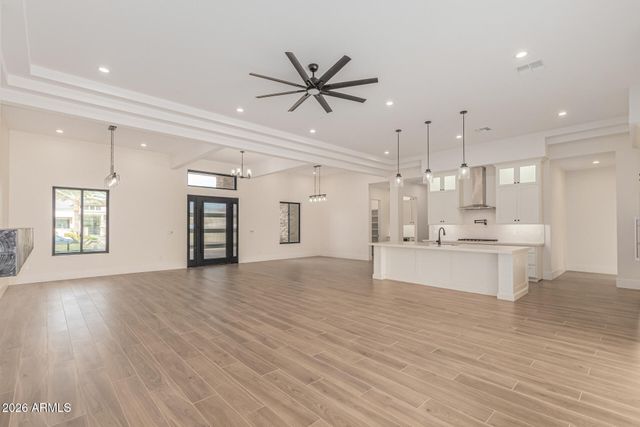 18225 W SAN JUAN Court, Litchfield Park, AZ 85340