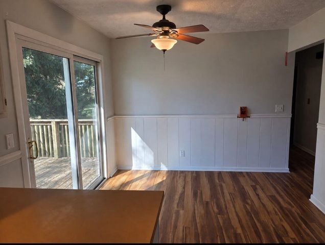 1422 Lake Avenue, Portage, MI 49002