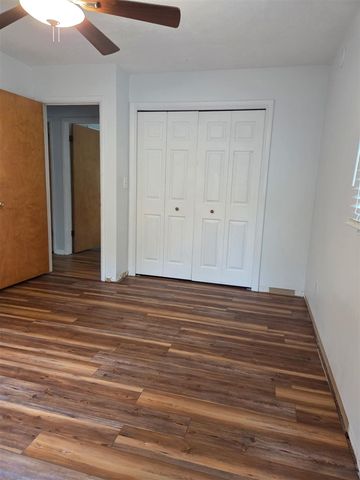 1422 Lake Avenue, Portage, MI 49002