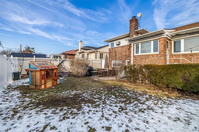 1352 145th Place, Whitestone, NY 11357