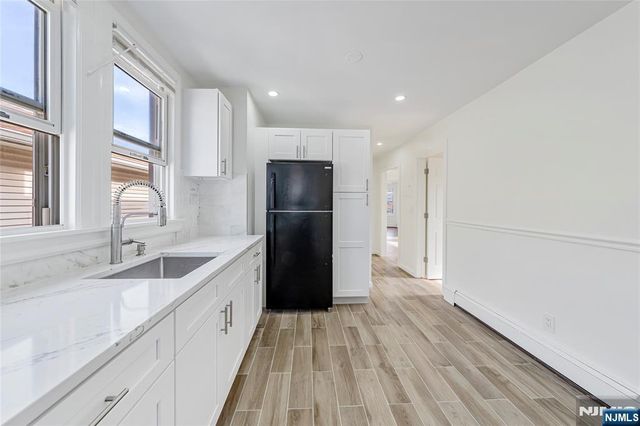 27 Monsignor Owens Place 2, Nutley, NJ 07110