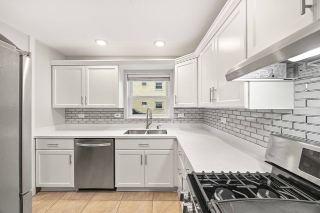 7008 Oconnell Drive 101, Chicago Ridge, IL 60415