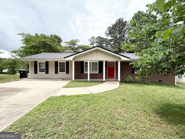 1661 N Highpoint Drive, Douglasville, GA 30134