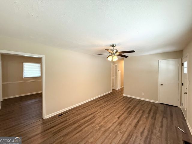 1661 N Highpoint Drive, Douglasville, GA 30134