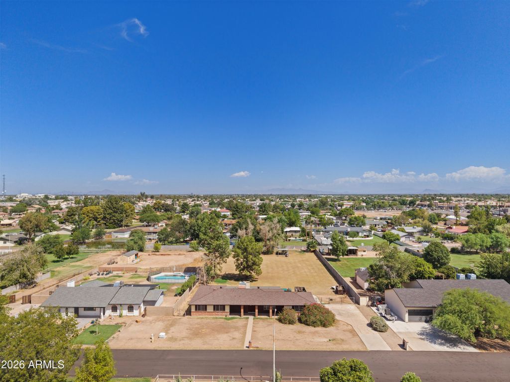 950 E REMINGTON Drive, Chandler, AZ 85286 — photo 2