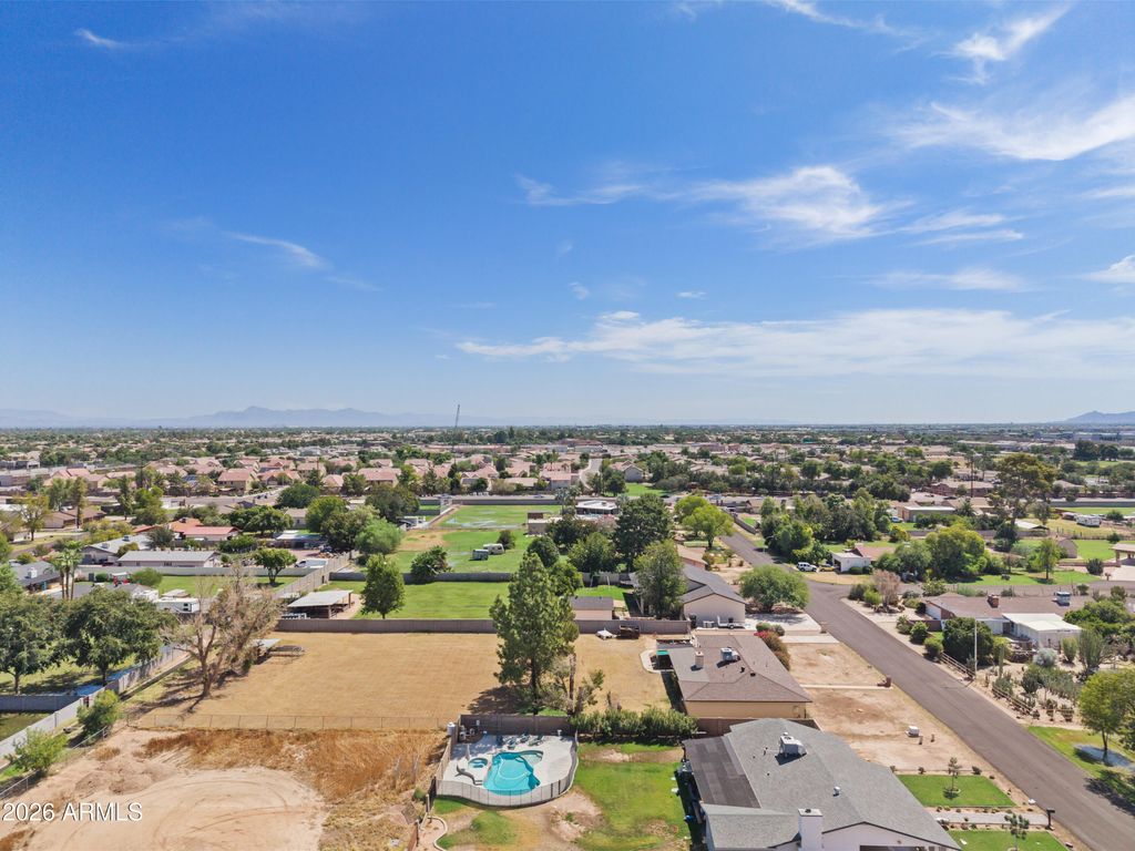 950 E REMINGTON Drive, Chandler, AZ 85286 — photo 4