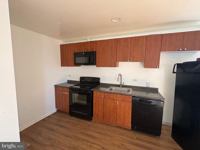 2715 HAMMONDS FERRY RD, Halethorpe, MD 21227