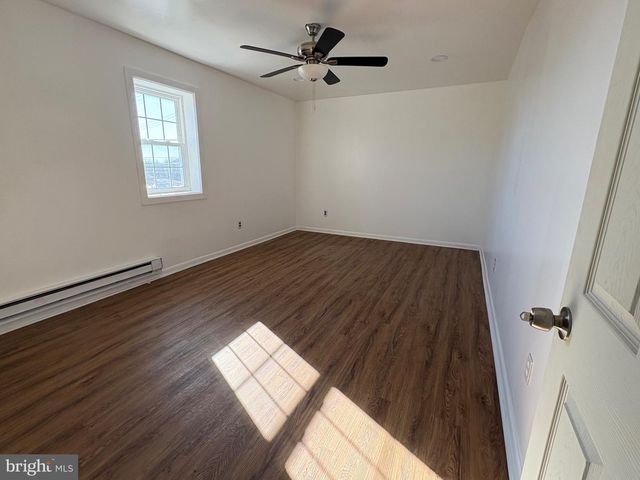 2715 HAMMONDS FERRY RD, Halethorpe, MD 21227