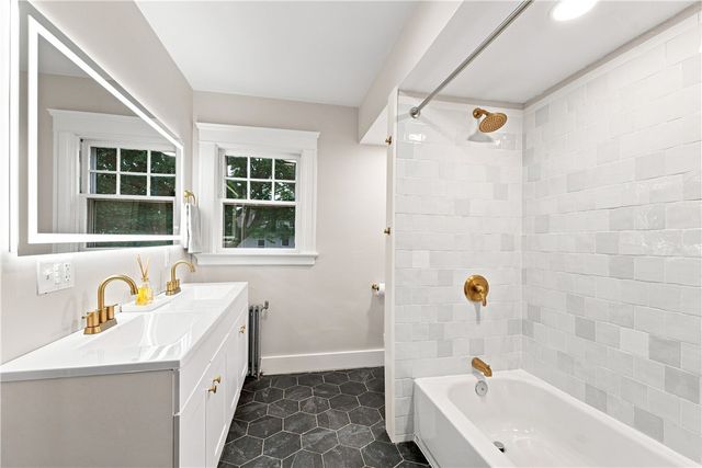 84 Waterman Avenue, Cranston, RI 02910