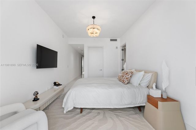 16901 Collins Ave 802, Sunny Isles Beach, FL 33160