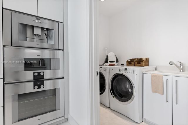 16901 Collins Ave 802, Sunny Isles Beach, FL 33160