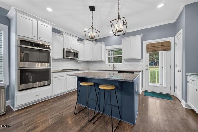 158 Heathgreen Drive, Clayton, NC 27527