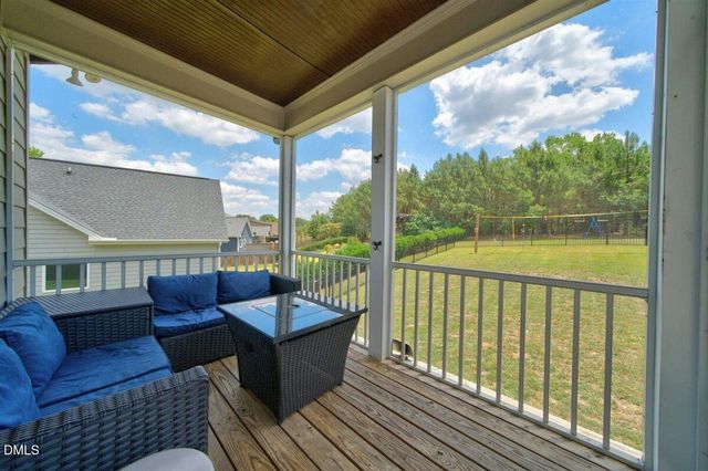 158 Heathgreen Drive, Clayton, NC 27527