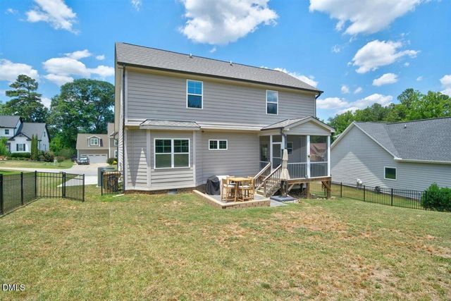 158 Heathgreen Drive, Clayton, NC 27527