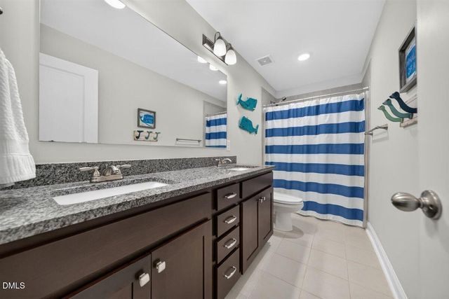 158 Heathgreen Drive, Clayton, NC 27527