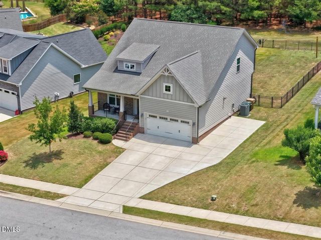 158 Heathgreen Drive, Clayton, NC 27527