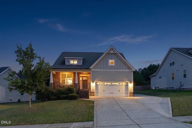 158 Heathgreen Drive, Clayton, NC 27527