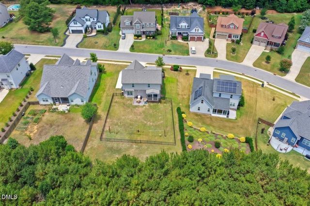 158 Heathgreen Drive, Clayton, NC 27527