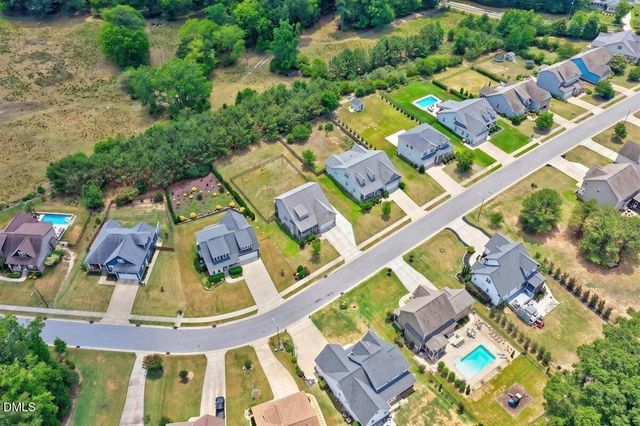 158 Heathgreen Drive, Clayton, NC 27527