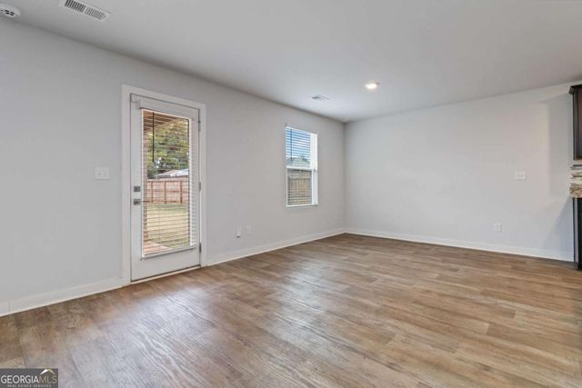 163 Kingfisher Walk, Covington, GA 30014