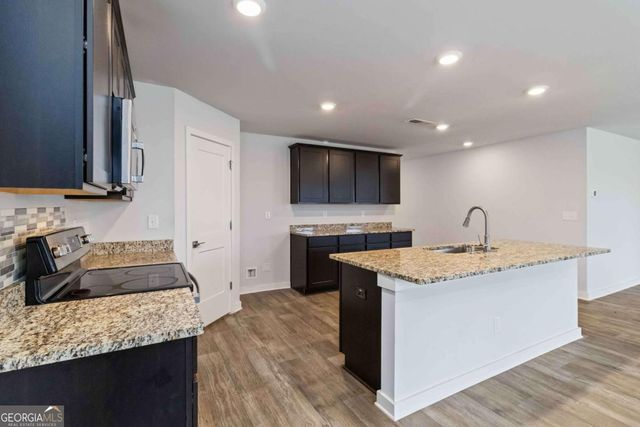 163 Kingfisher Walk, Covington, GA 30014