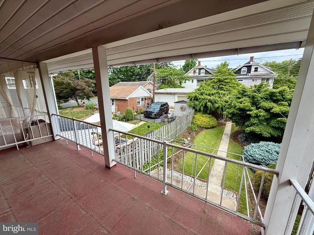 1557 DAUPHIN AVE, Wyomissing, PA 19610