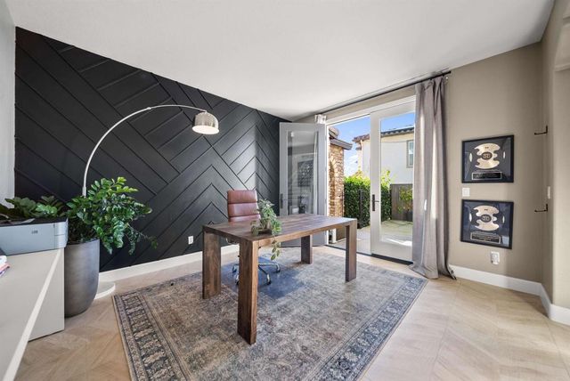 890 Antilla Way, San Marcos, CA 92078