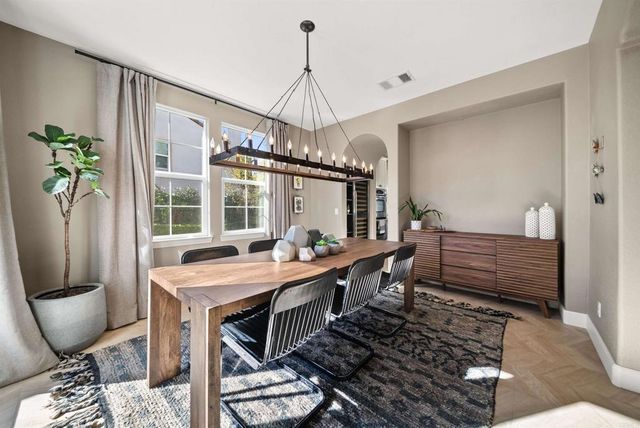 890 Antilla Way, San Marcos, CA 92078