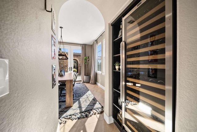 890 Antilla Way, San Marcos, CA 92078