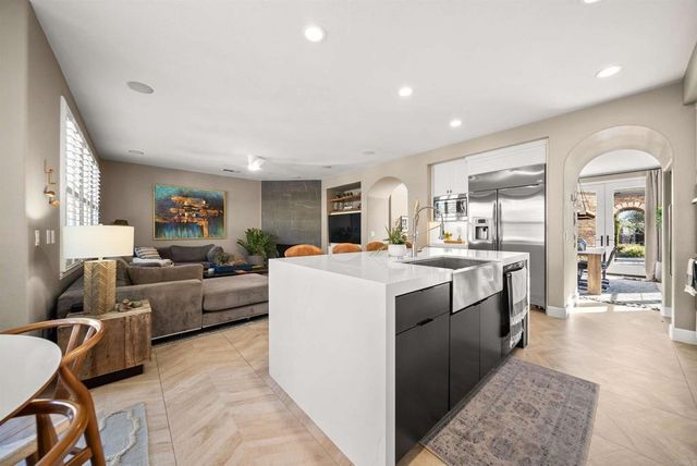 890 Antilla Way, San Marcos, CA 92078