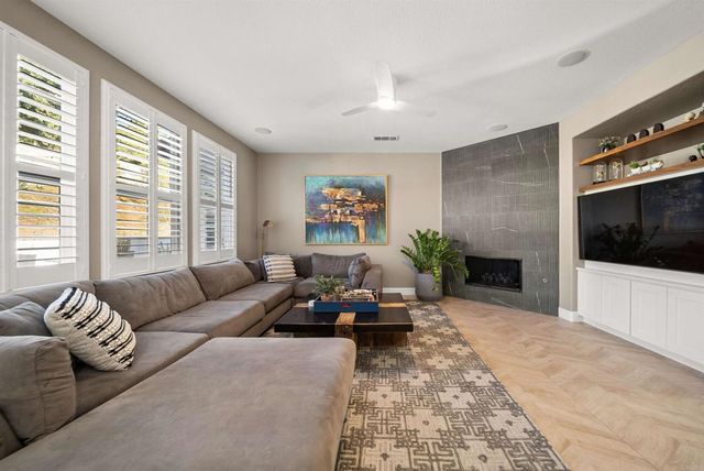 890 Antilla Way, San Marcos, CA 92078