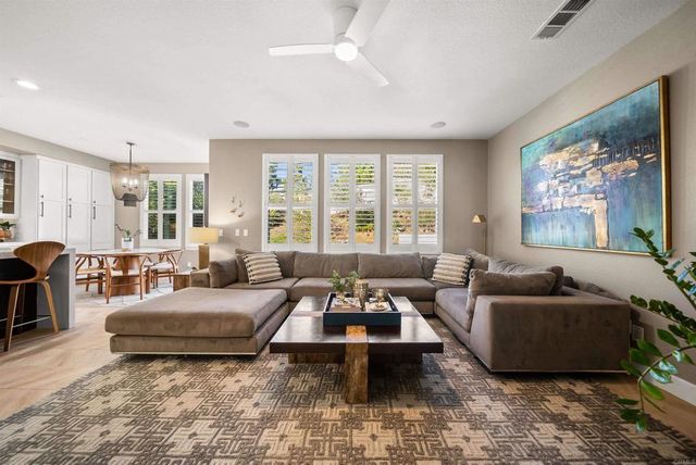 890 Antilla Way, San Marcos, CA 92078