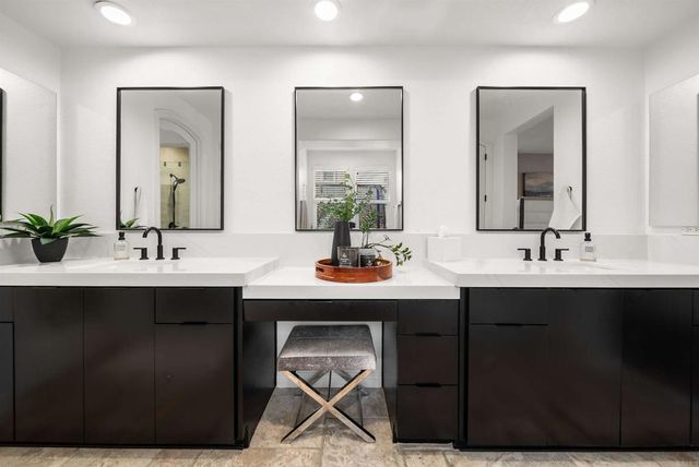 890 Antilla Way, San Marcos, CA 92078