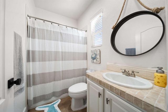 890 Antilla Way, San Marcos, CA 92078