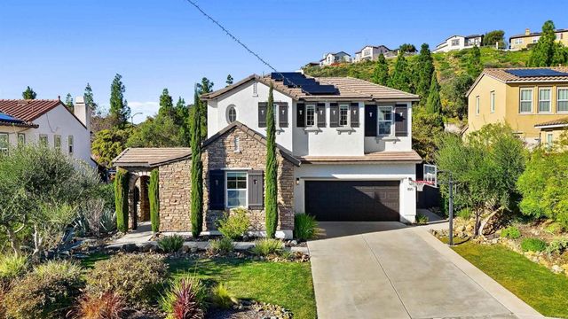 890 Antilla Way, San Marcos, CA 92078