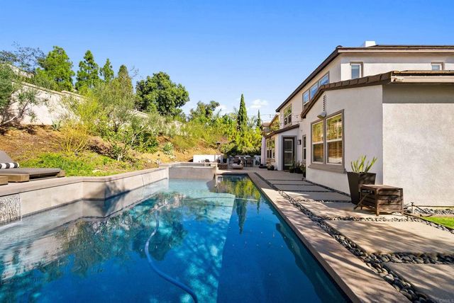 890 Antilla Way, San Marcos, CA 92078