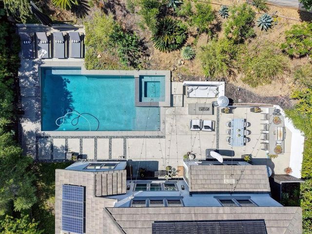 890 Antilla Way, San Marcos, CA 92078