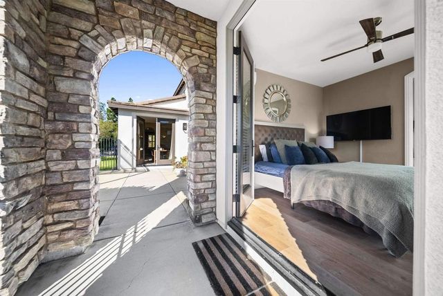 890 Antilla Way, San Marcos, CA 92078