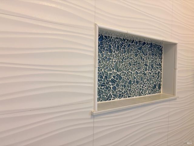 107 Freedom Ct, Vacaville, CA 95687