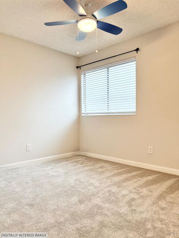 107 Freedom Ct, Vacaville, CA 95687