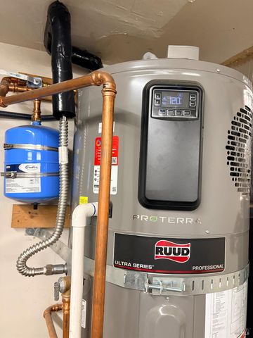 107 Freedom Ct, Vacaville, CA 95687