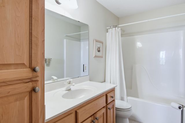 755 Somerby Parkway NE, Byron, MN 55920