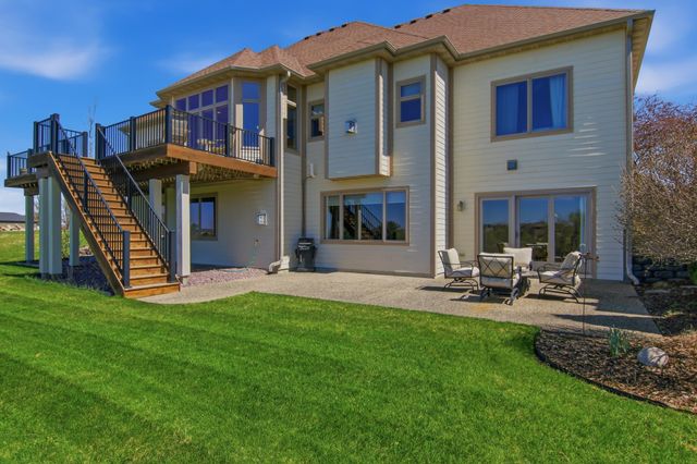 755 Somerby Parkway NE, Byron, MN 55920