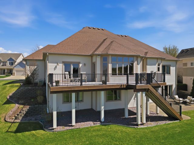 755 Somerby Parkway NE, Byron, MN 55920