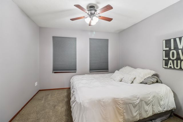 946 11th Avenue SE, Altoona, IA 50009