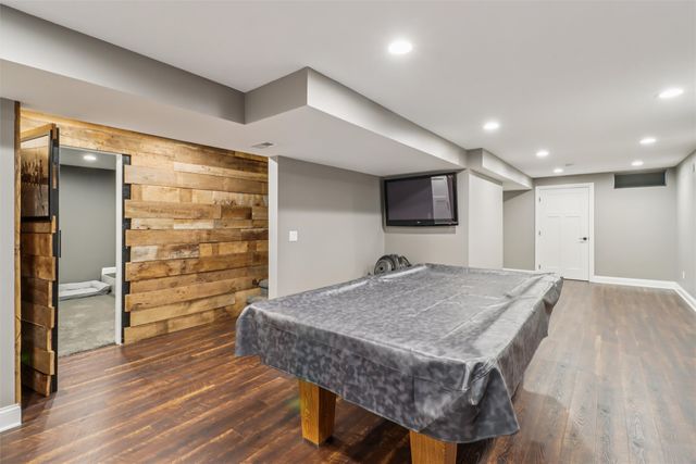 946 11th Avenue SE, Altoona, IA 50009