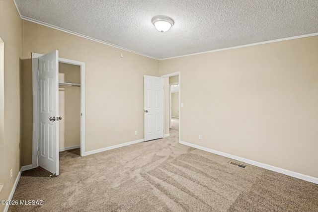 5385 S Brush Berry Drive, Tucson, AZ 85757
