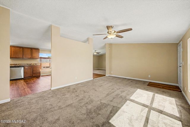 5385 S Brush Berry Drive, Tucson, AZ 85757