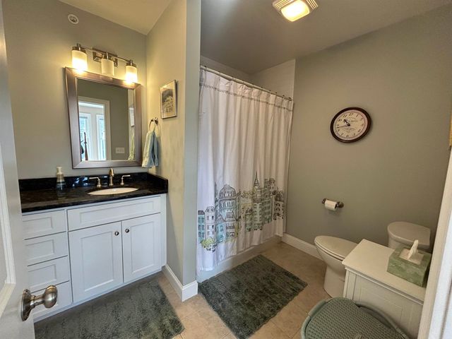 28 Acadia Lane, Exeter, NH 03833